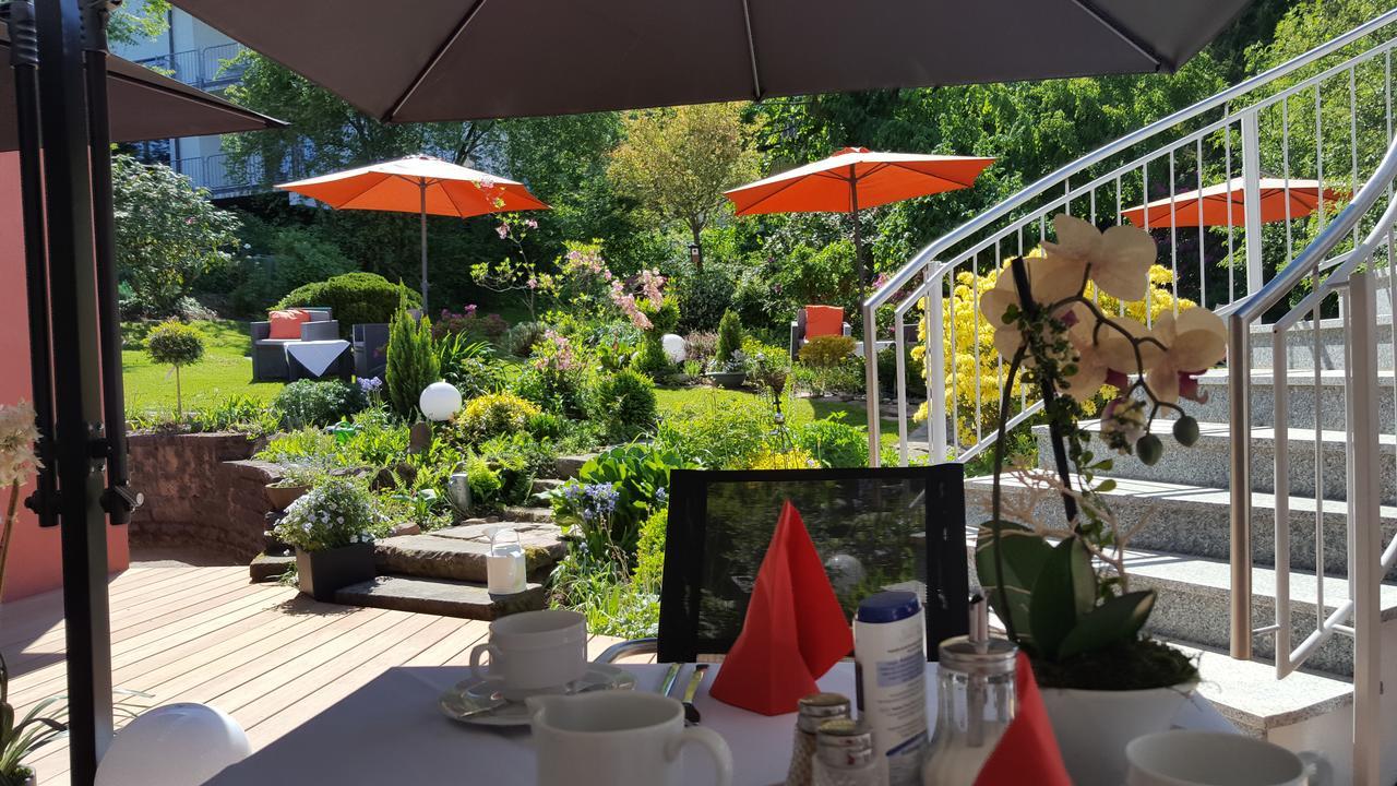 Gaestehaus Am Sonnenhuegel Bad Orb Buitenkant foto